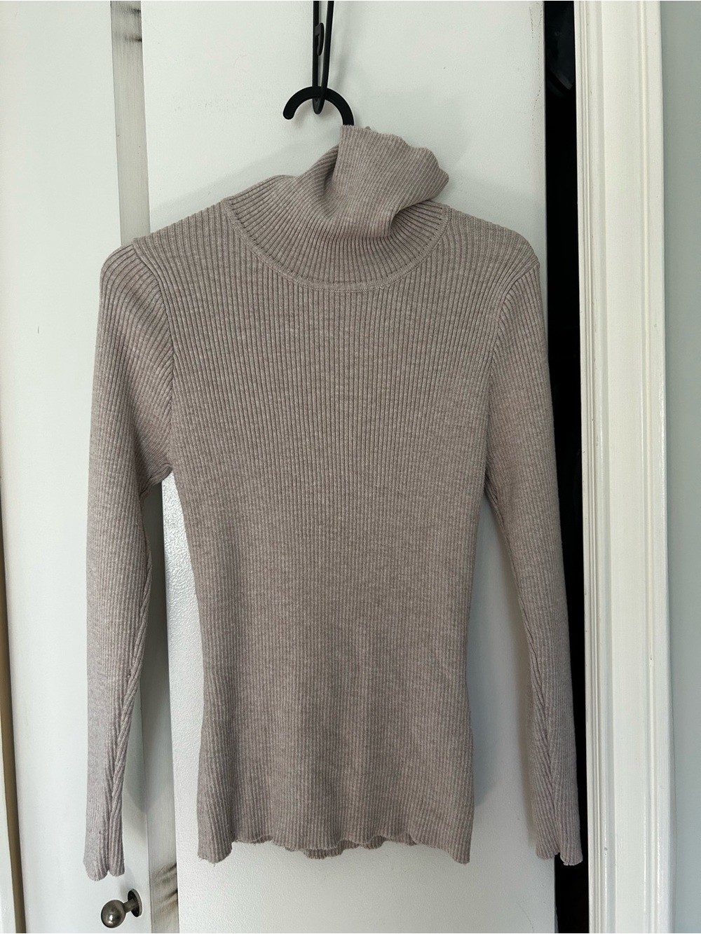 Ribbed Turtleneck Sweater - Light Taupe